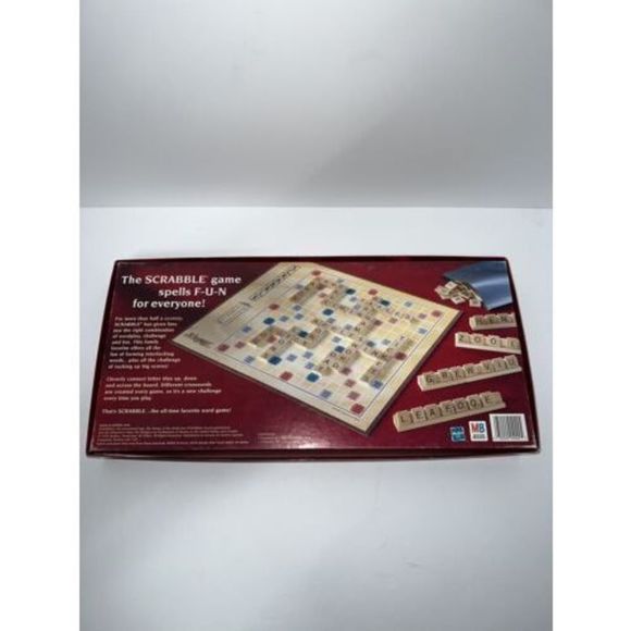 1999 Vintage Hasbro Scrabble Game - Includes 100 Letter Tiles And Instructions - Picture 2 of 3